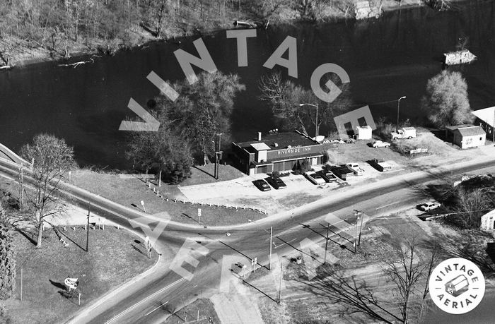 Pines Motel - 1974 Aerial - Motel Lot Is In Lower Rh Corner